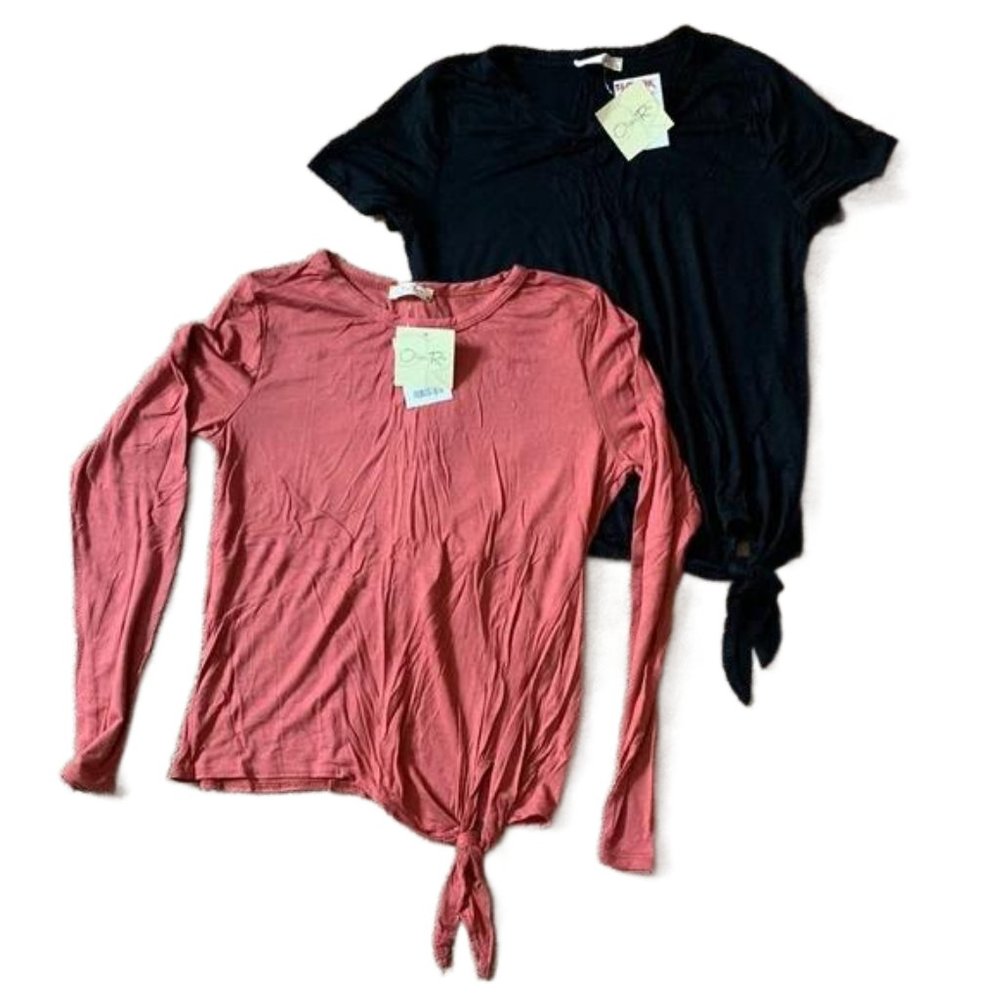 🎉 BUNDLE (2) Olivia Rae Tie Tops, size S